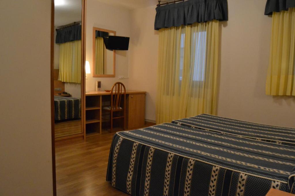 Hotel Las Anclas El Astillero Εξωτερικό φωτογραφία