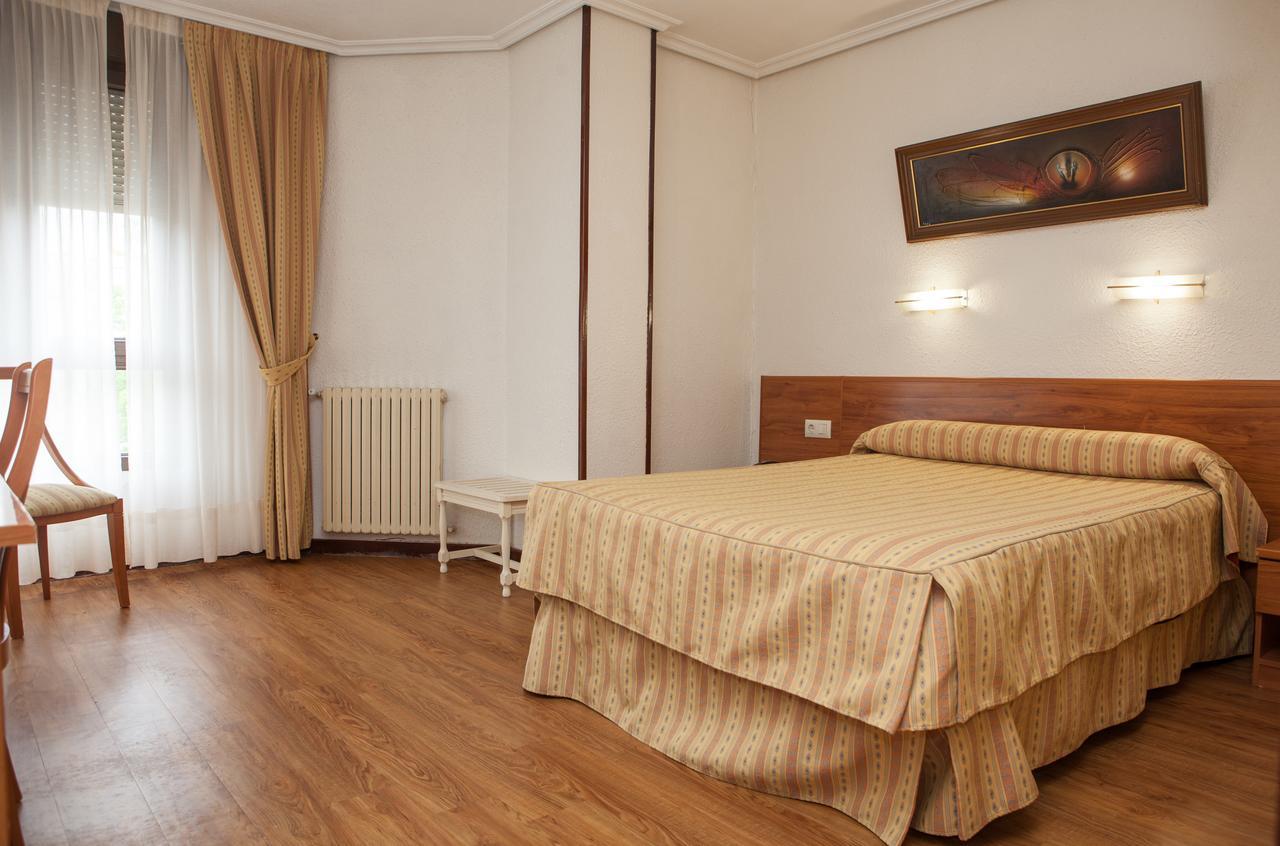Hotel Las Anclas El Astillero Εξωτερικό φωτογραφία