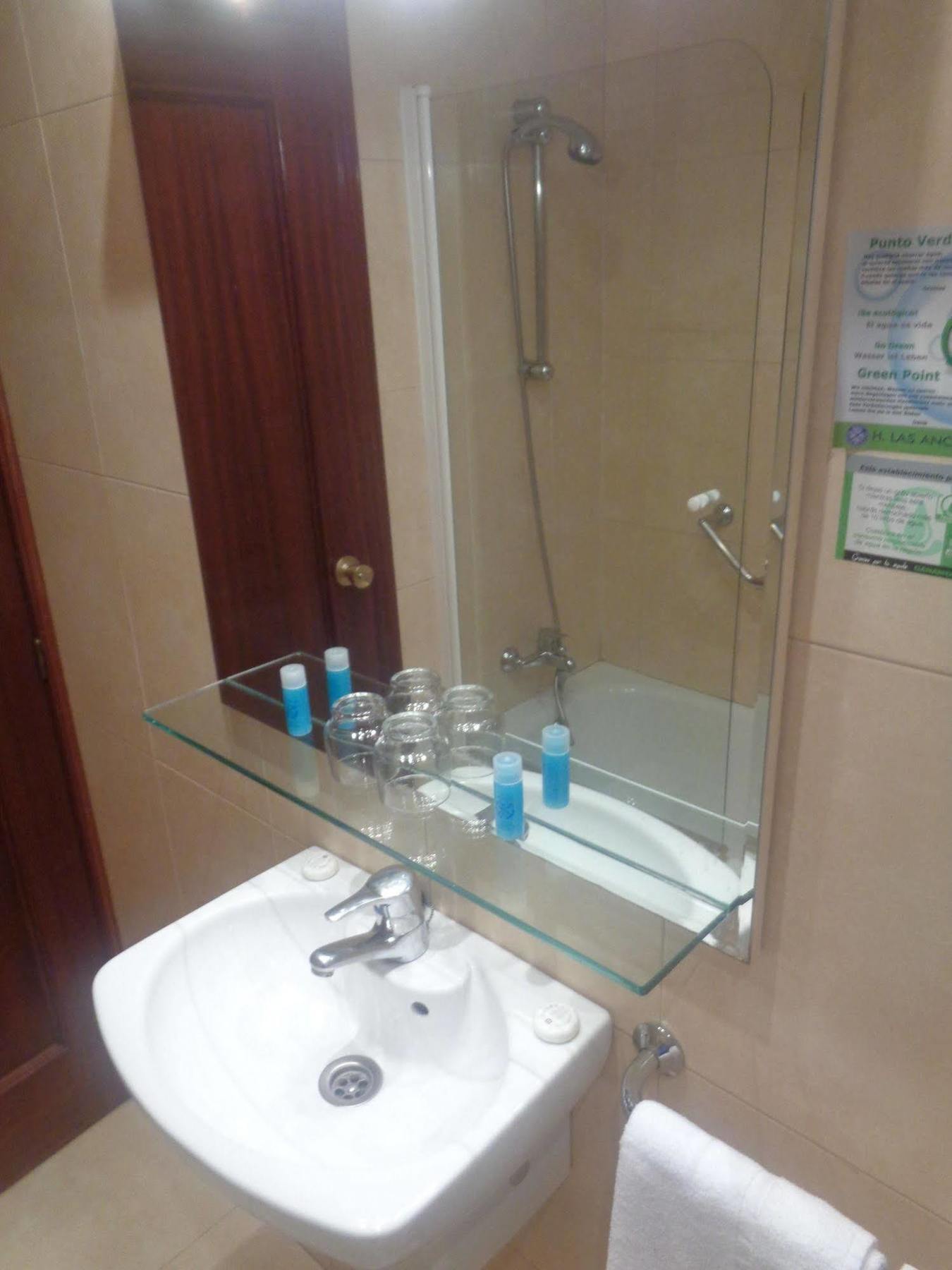 Hotel Las Anclas El Astillero Εξωτερικό φωτογραφία